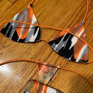 Sel Doval 3-Piece Bikini Isola Tinikini